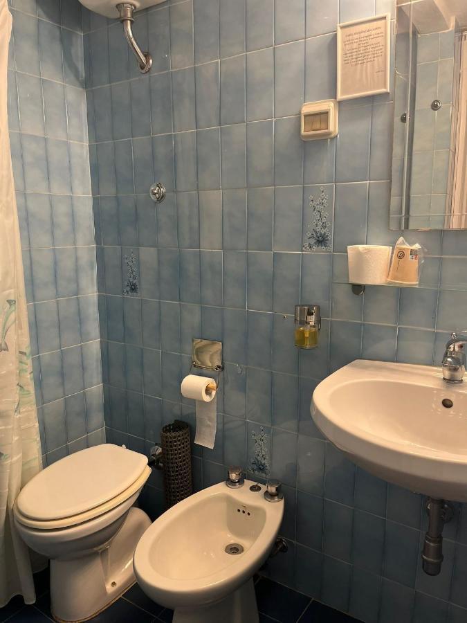 Hotel Nice Viareggio Bagian luar foto